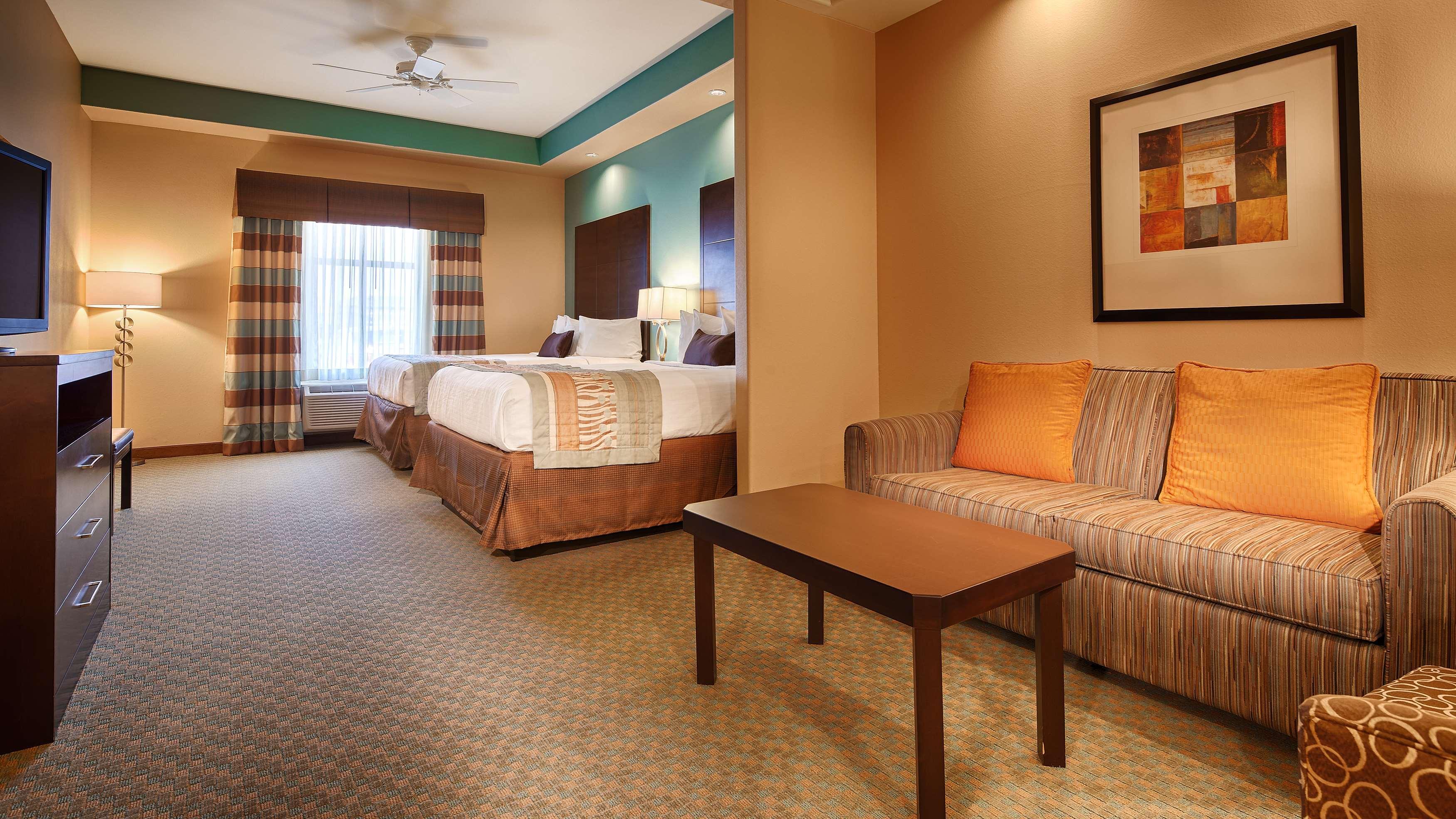 Best Western Plus Midland Suites Extérieur photo